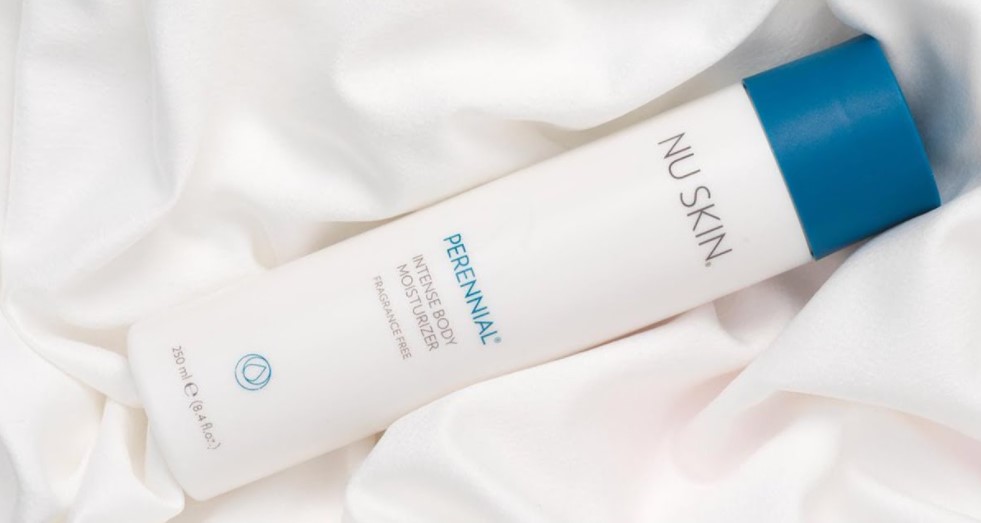 9 Body Lotion Terbaik untuk Kulit Kering yang Populer di Pasaran