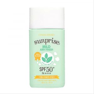sunscreen terbaik untuk kulit berjerawat