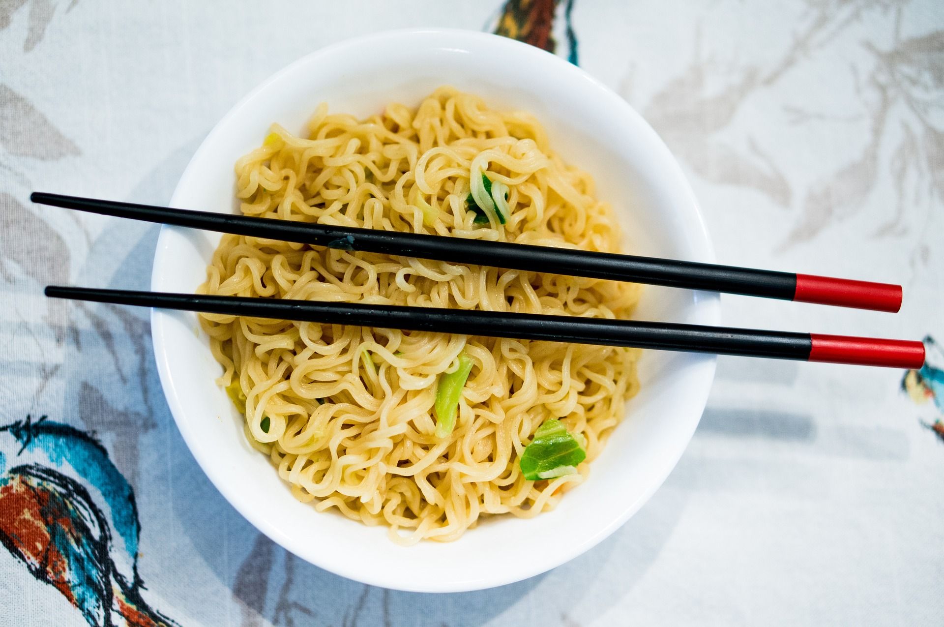 Efek mie instan