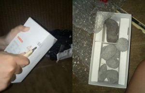 beli hp isi batu