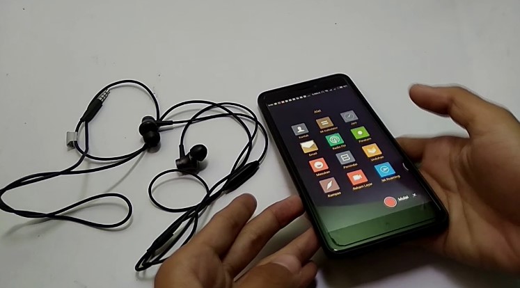 cara mengatasi speaker hp