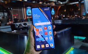 layar Tecno Pova 6 Pro