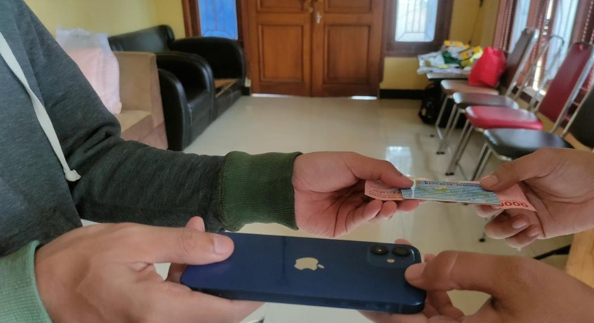 bahaya sewa smartphone
