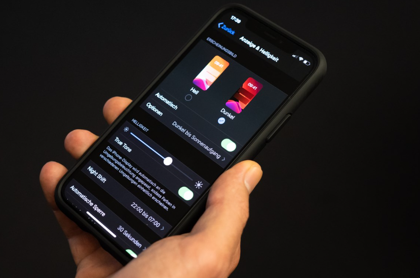 fitur dark mode
