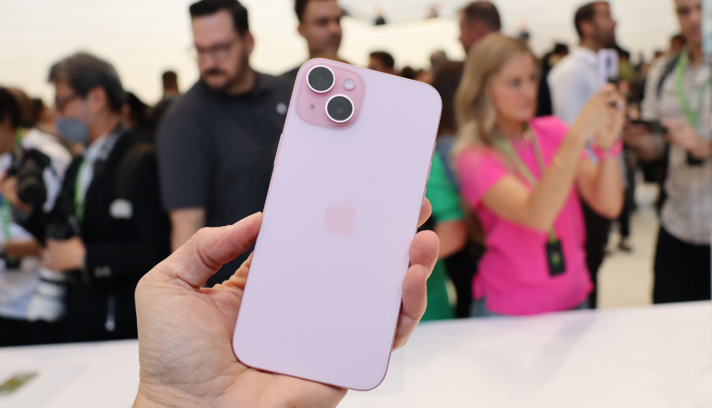 iPhone 15